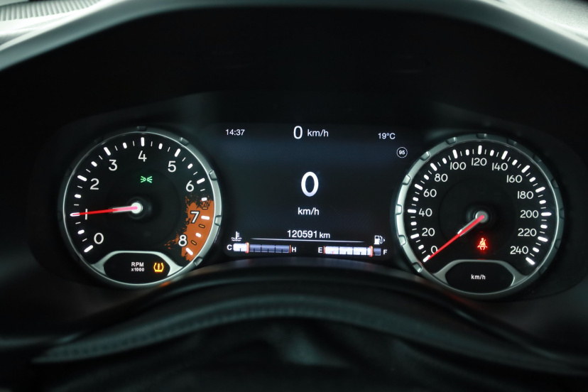 Jeep Renegade, 2016