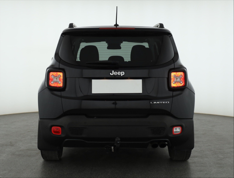 Jeep Renegade, 2016