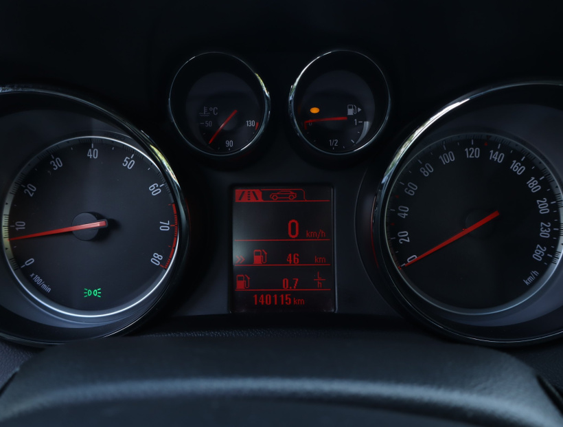 Opel Mokka, 2015