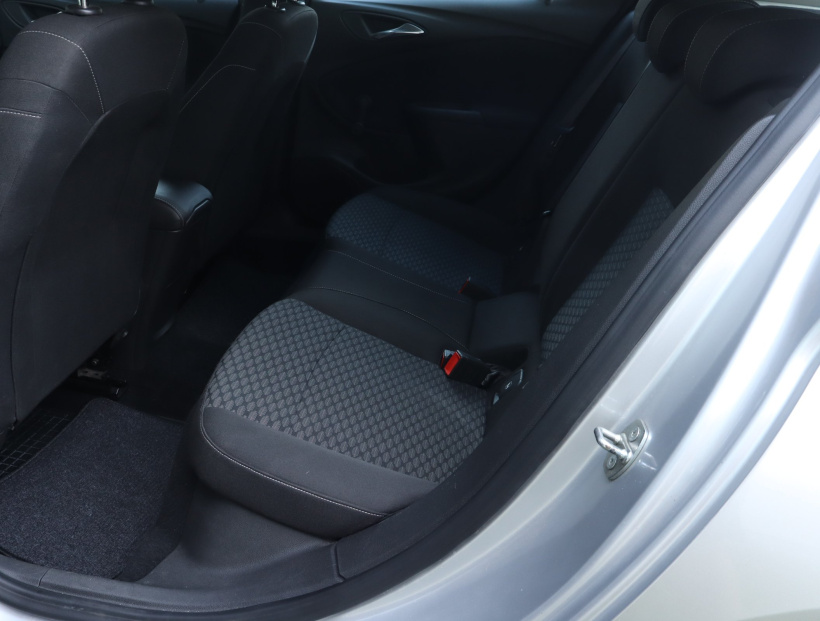 Opel Astra, 2016
