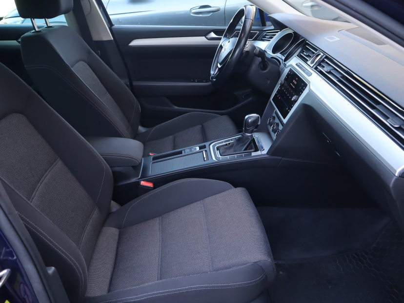 Volkswagen Passat, 2017