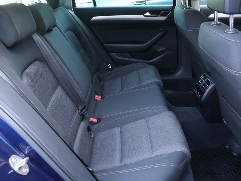 Volkswagen Passat, 2017
