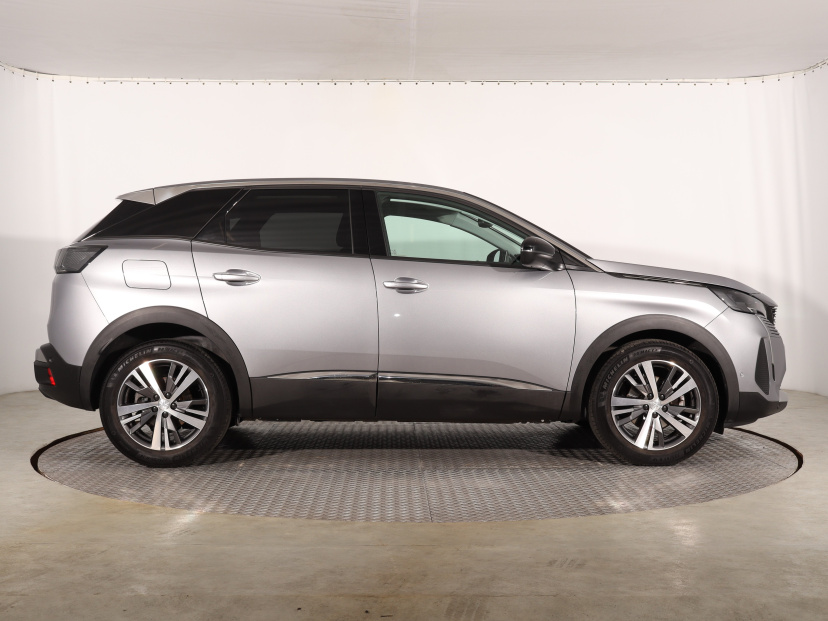 Peugeot 3008, 2022