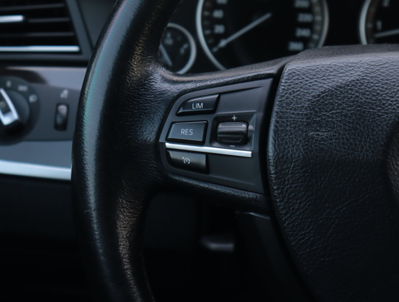 BMW 5, 2011