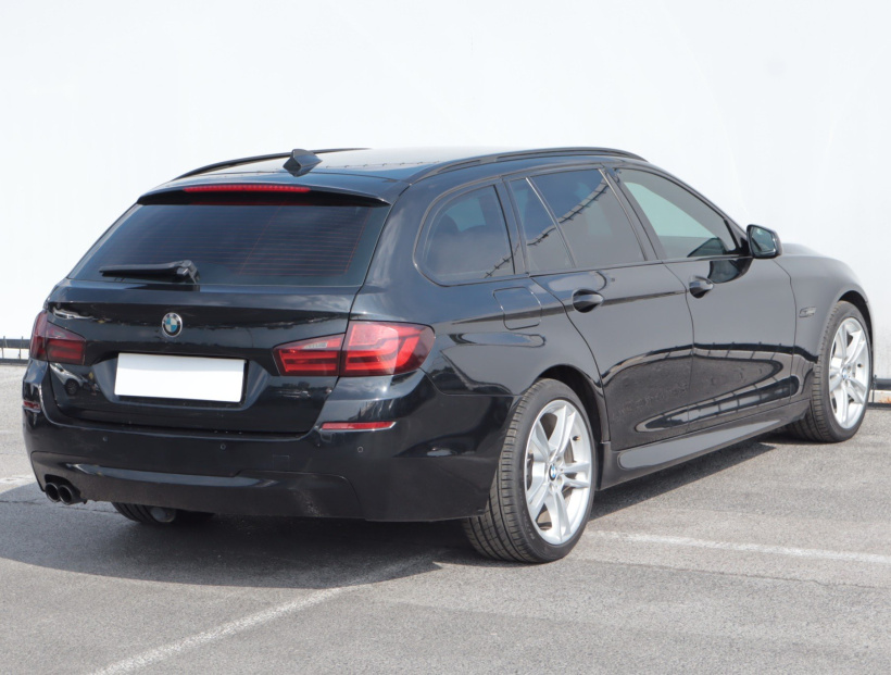 BMW 5, 2011
