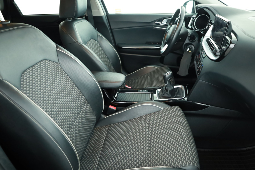 Kia Ceed, 2023