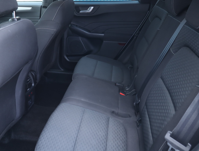 Ford Kuga, 2022