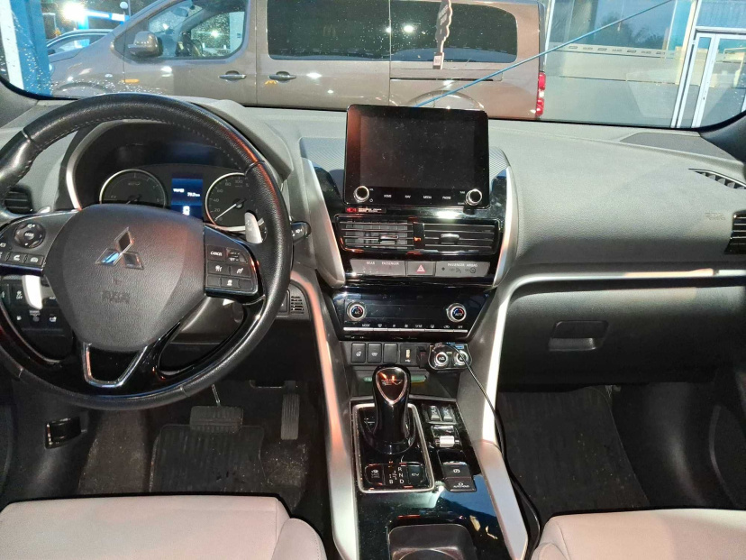Mitsubishi Eclipse Cross, 2023