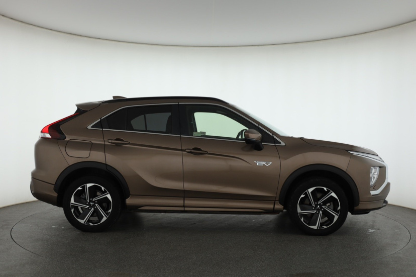 Mitsubishi Eclipse Cross, 2022