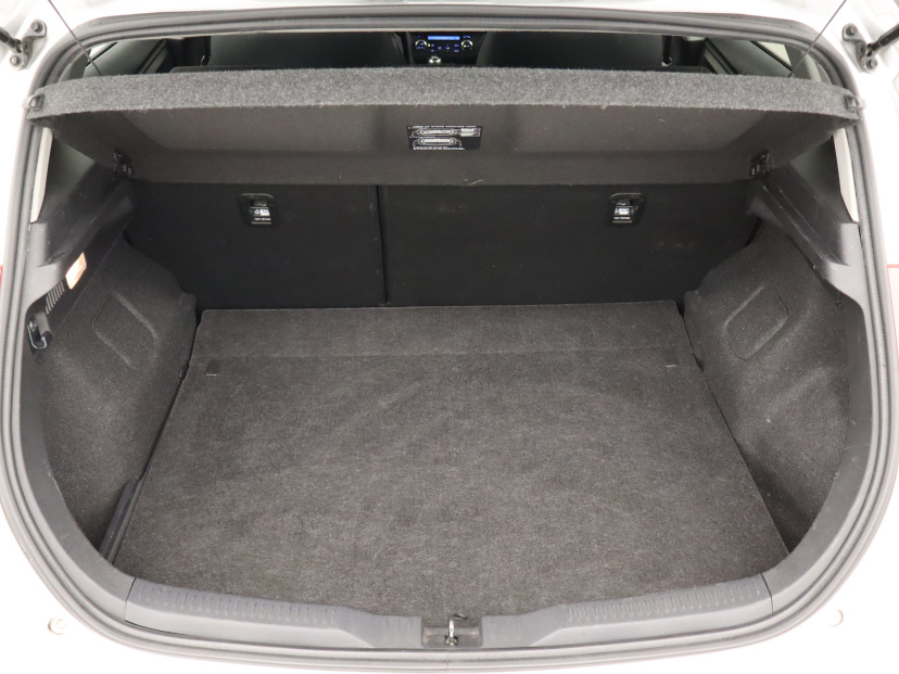 Toyota Auris, 2014