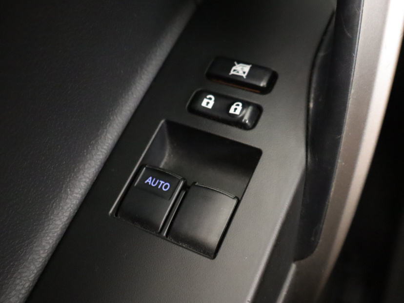 Toyota Auris, 2014
