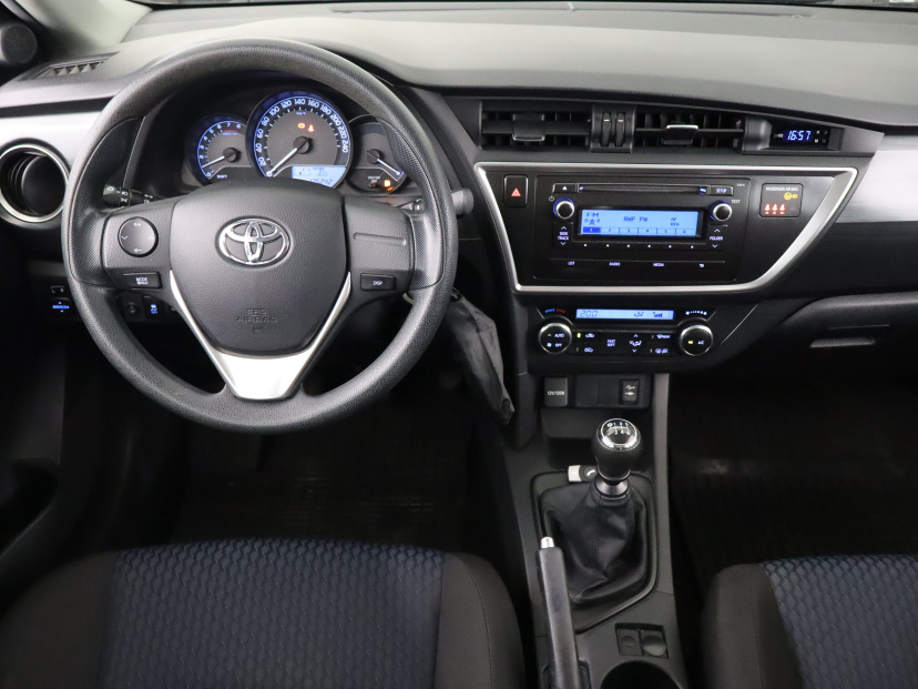 Toyota Auris, 2014