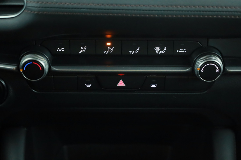 Mazda 3, 2022