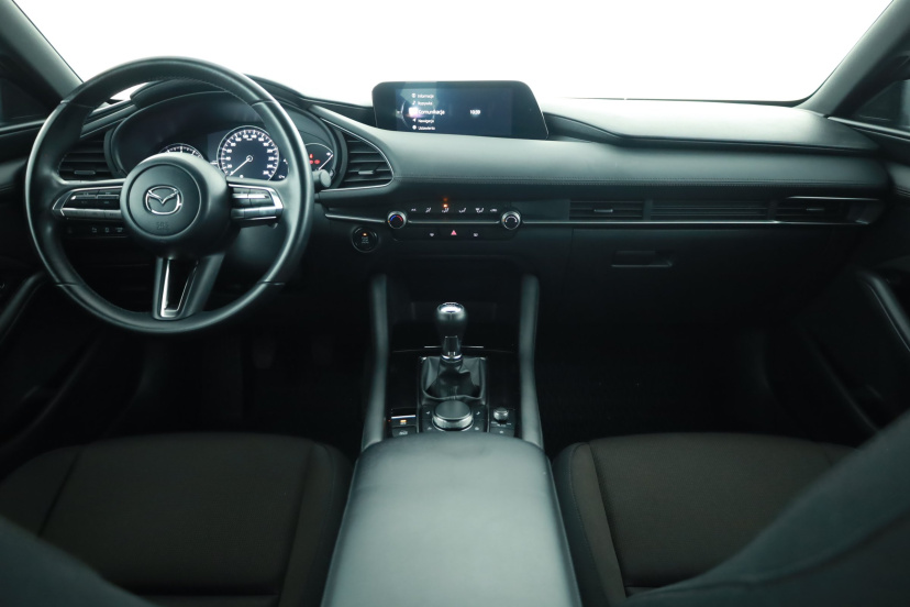 Mazda 3, 2022