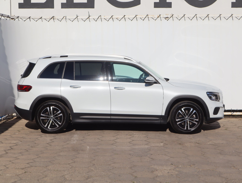 Mercedes-Benz GLB, 2023