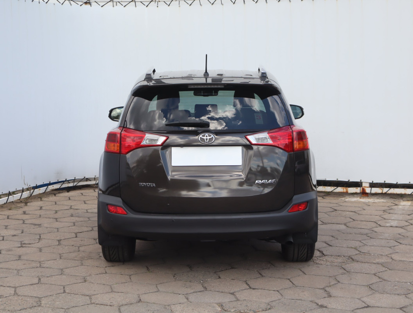 Toyota RAV 4, 2014