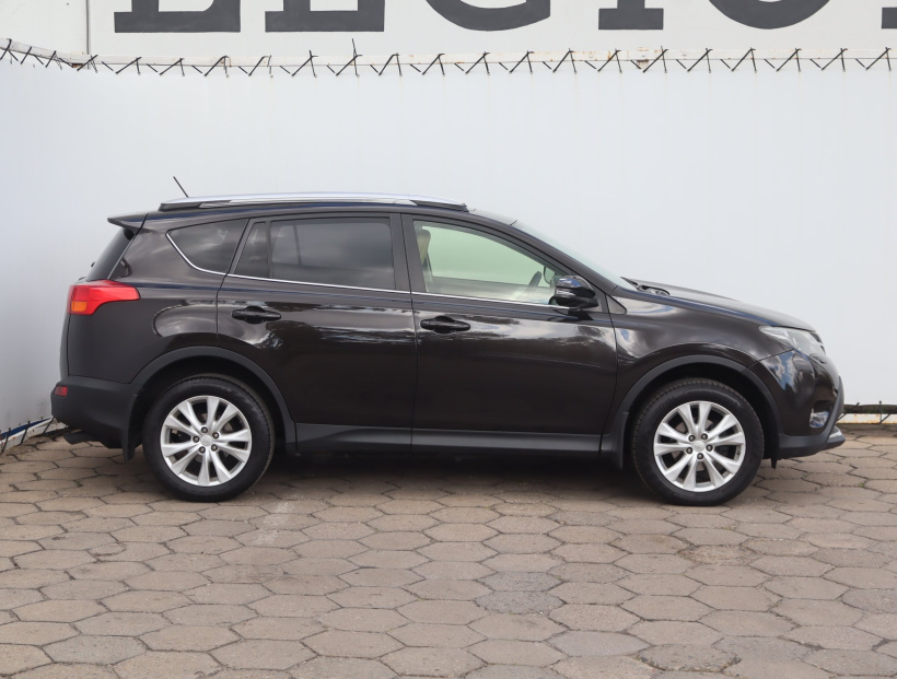 Toyota RAV 4, 2014