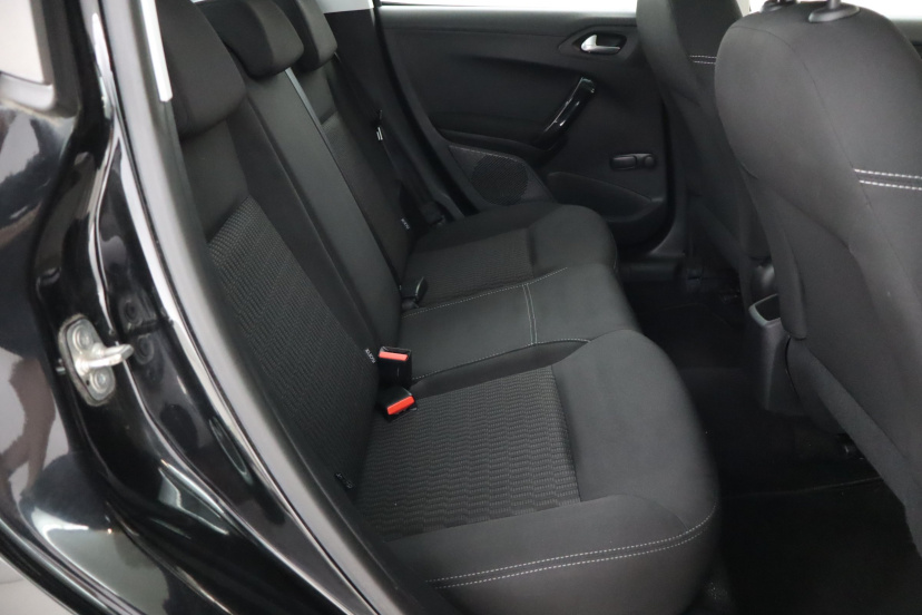 Peugeot 208, 2017