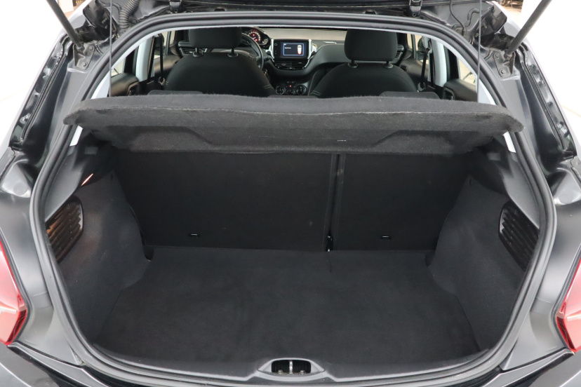 Peugeot 208, 2017