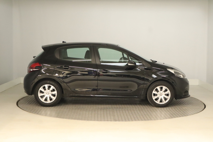 Peugeot 208, 2017