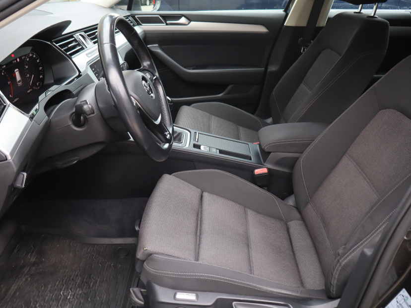 Volkswagen Passat, 2018