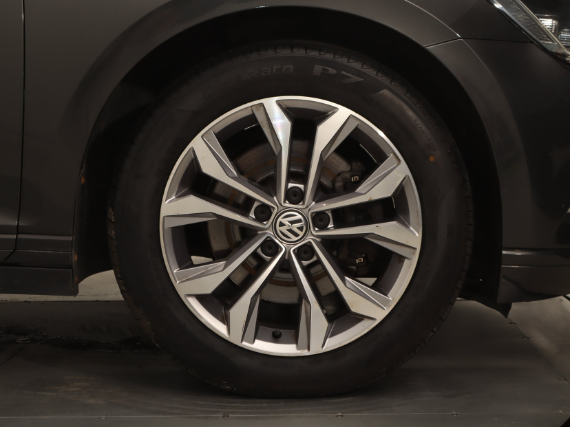 Volkswagen Passat, 2018