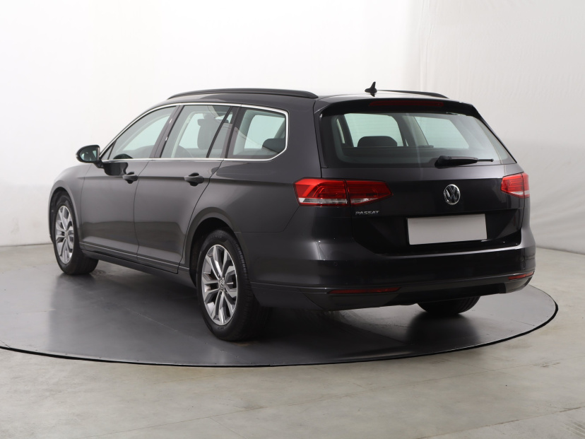 Volkswagen Passat, 2018