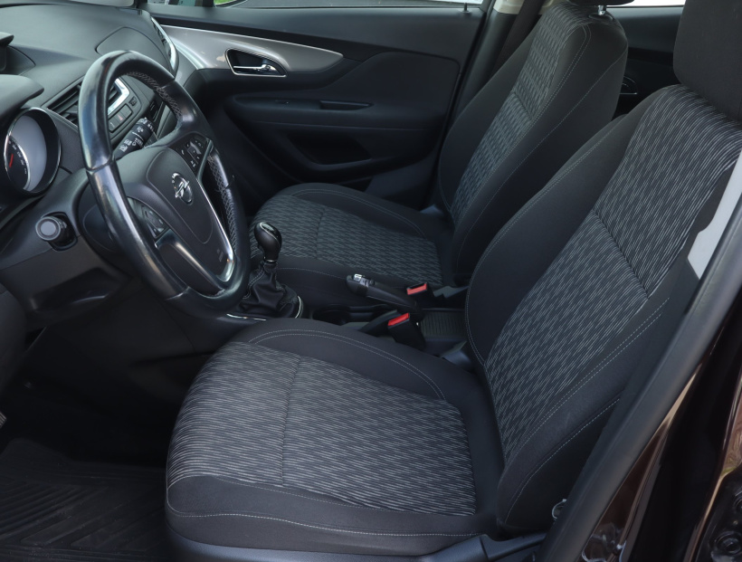 Opel Mokka, 2015
