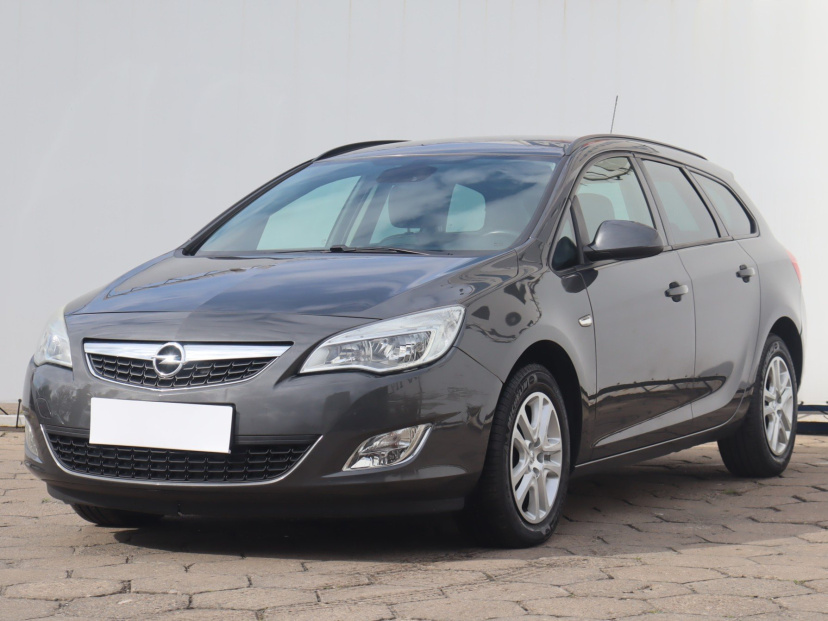 Opel Astra, 2012