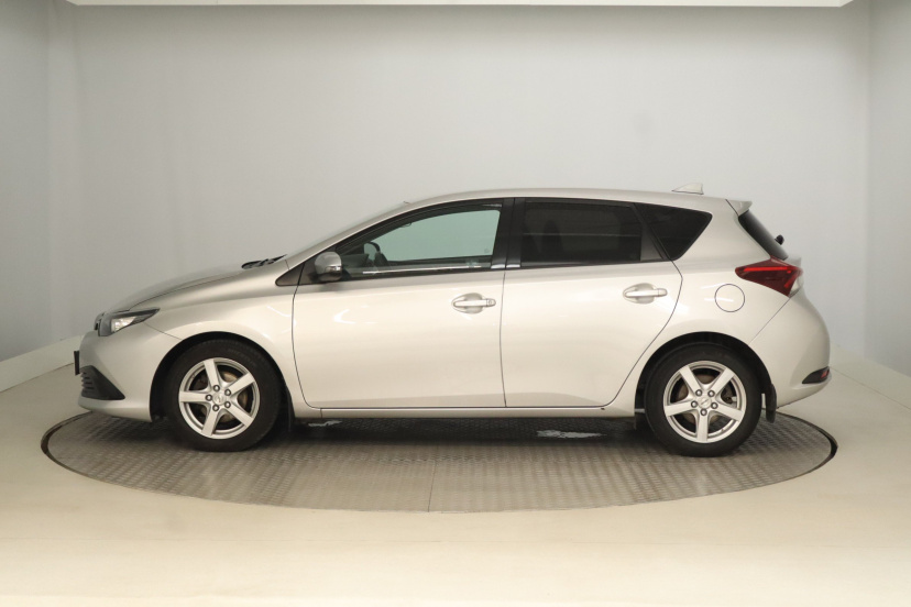 Toyota Auris, 2018
