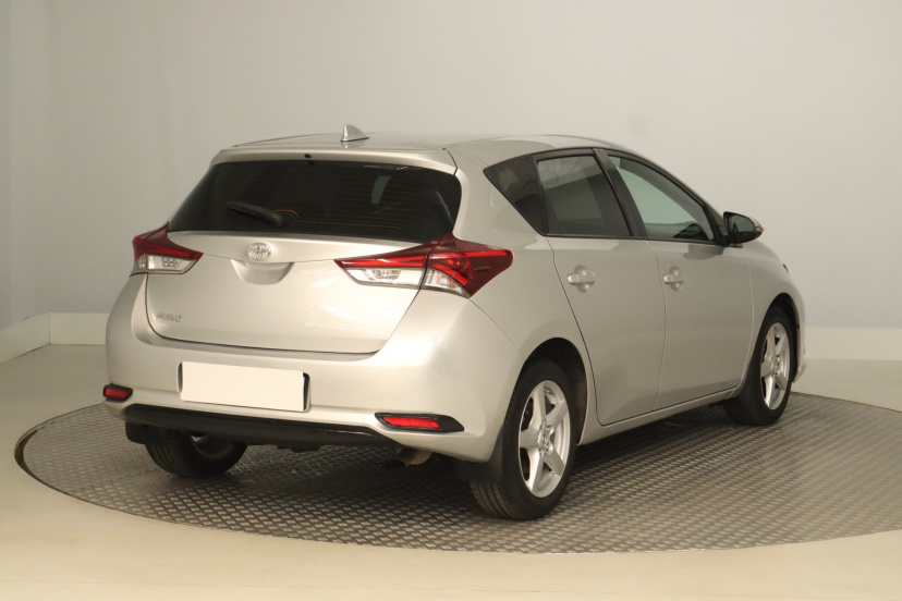 Toyota Auris, 2018
