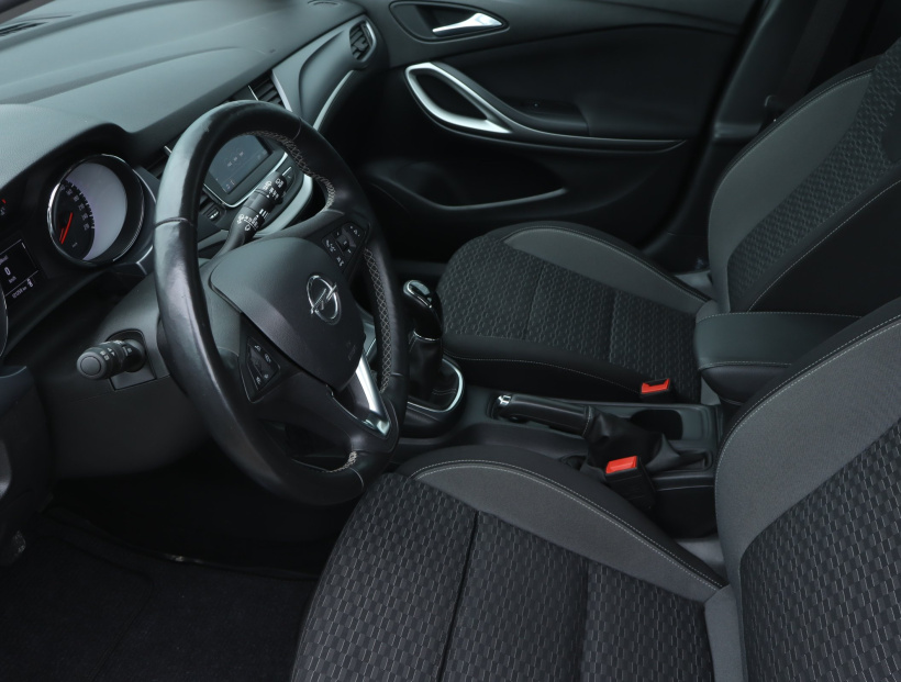 Opel Astra, 2020