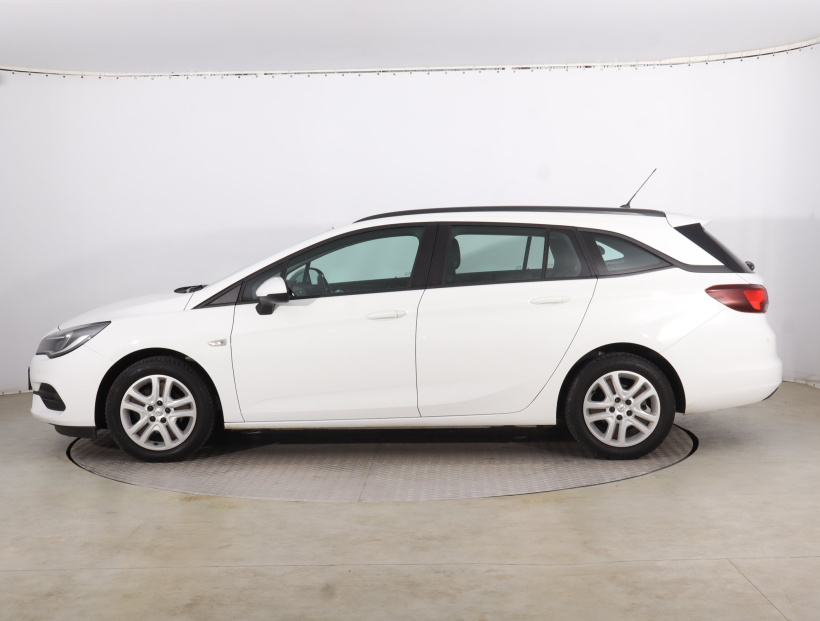 Opel Astra, 2020