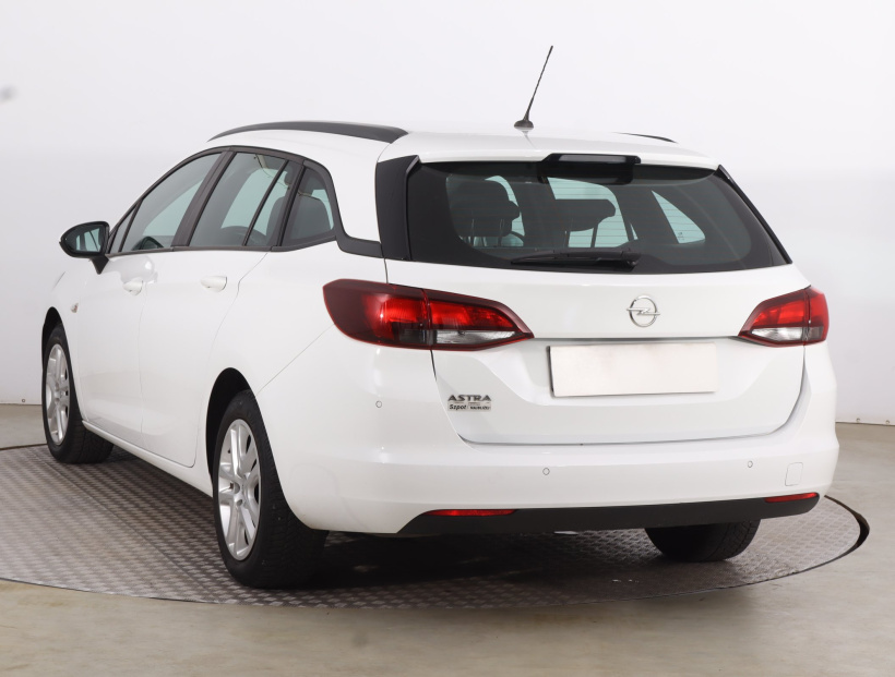 Opel Astra, 2020