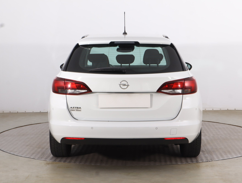 Opel Astra, 2020