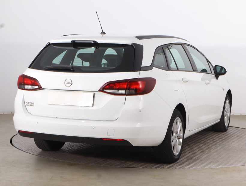 Opel Astra, 2020
