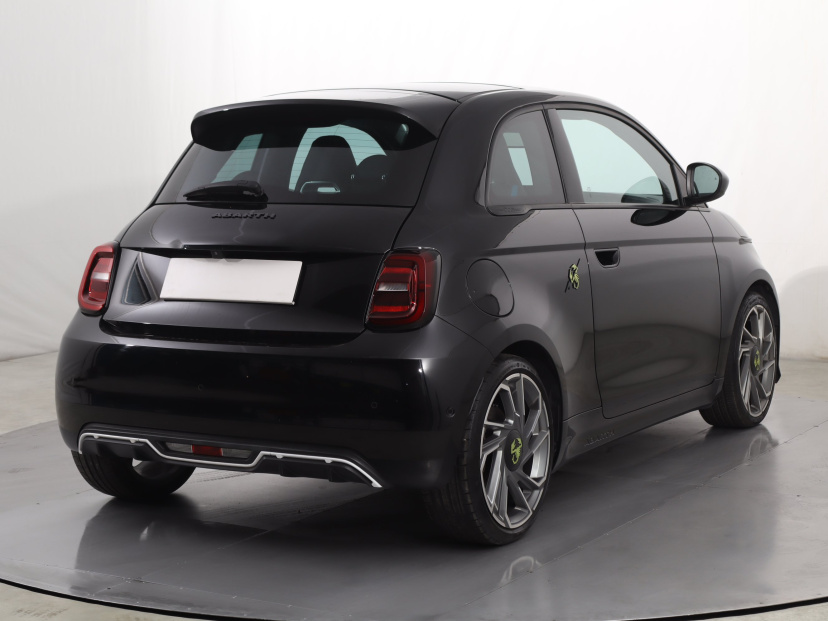 Abarth 500e, 2023