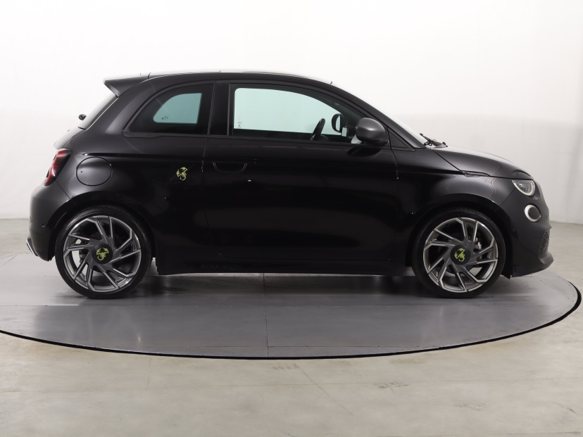 Abarth 500e, 2023