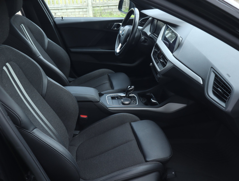 BMW 1, 2019