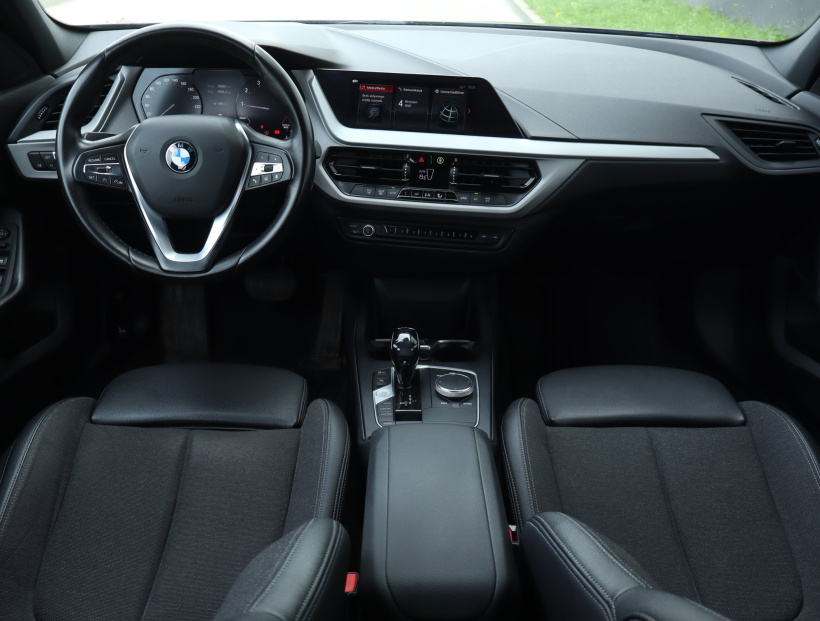 BMW 1, 2019