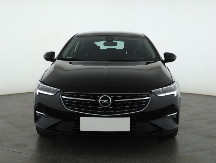 Opel Insignia, 2022