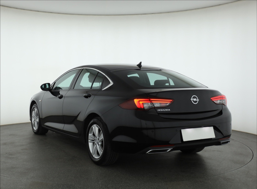 Opel Insignia, 2022
