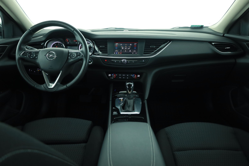 Opel Insignia, 2022