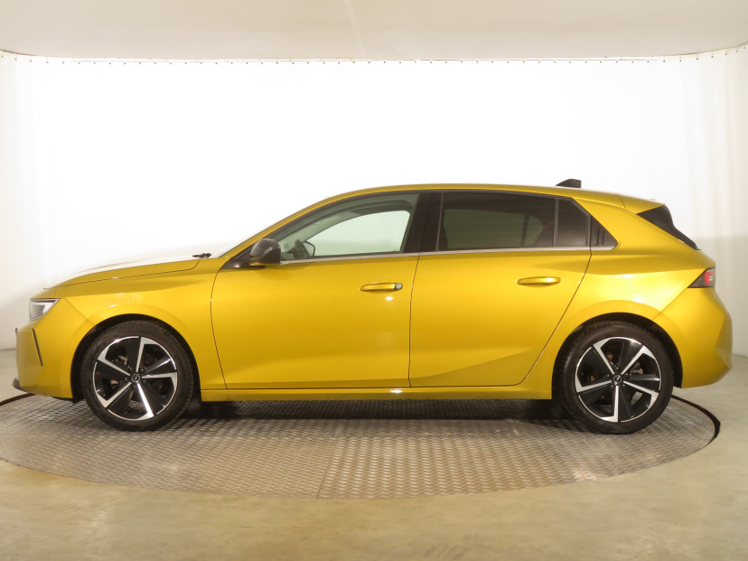 Opel Astra, 2023