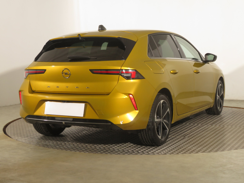 Opel Astra, 2023