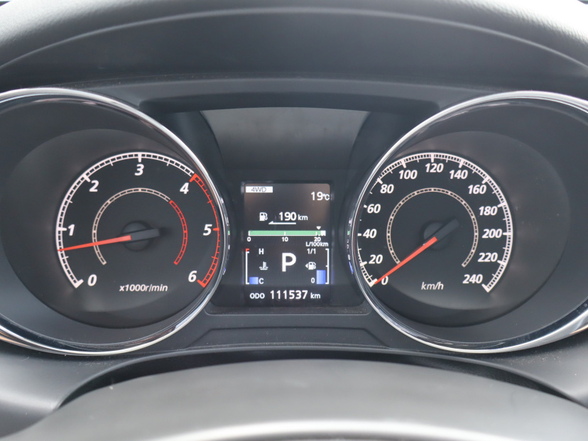 Mitsubishi ASX, 2013