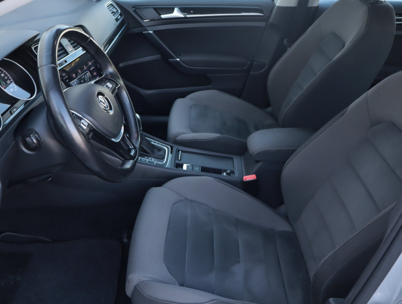 Volkswagen Golf, 2018
