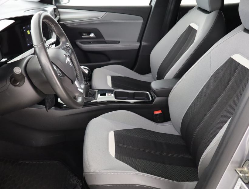 Opel Mokka, 2021