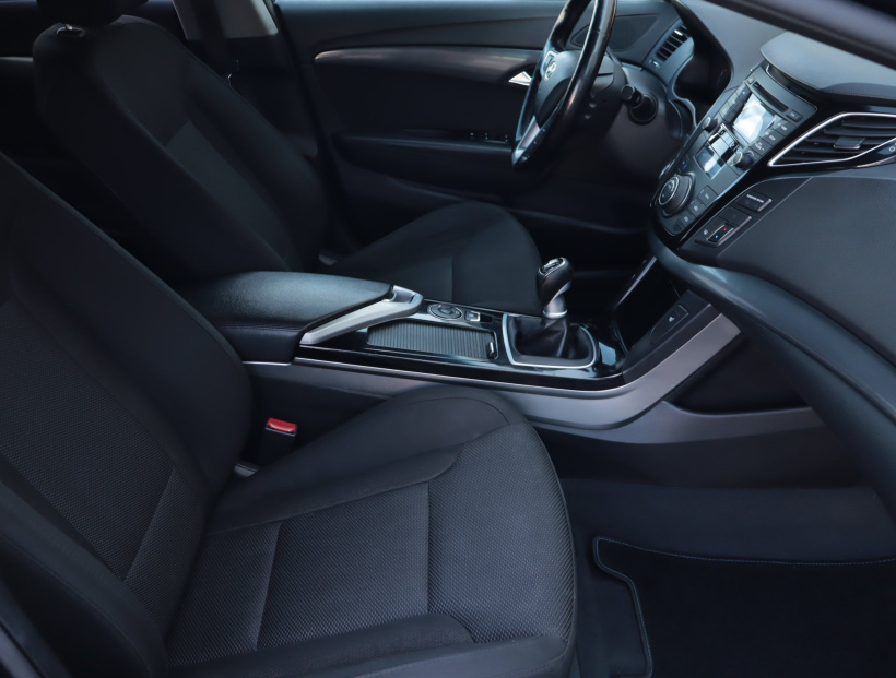 Hyundai i40, 2013