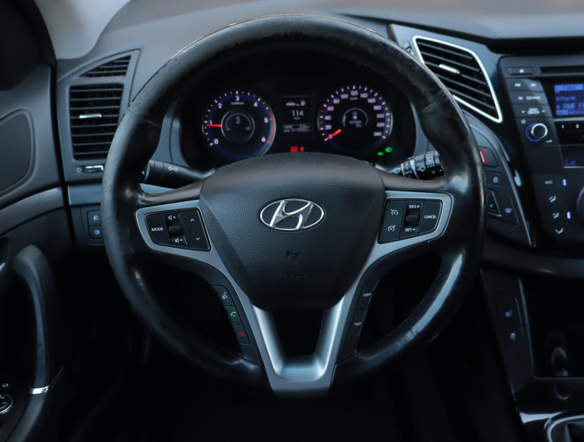 Hyundai i40, 2013
